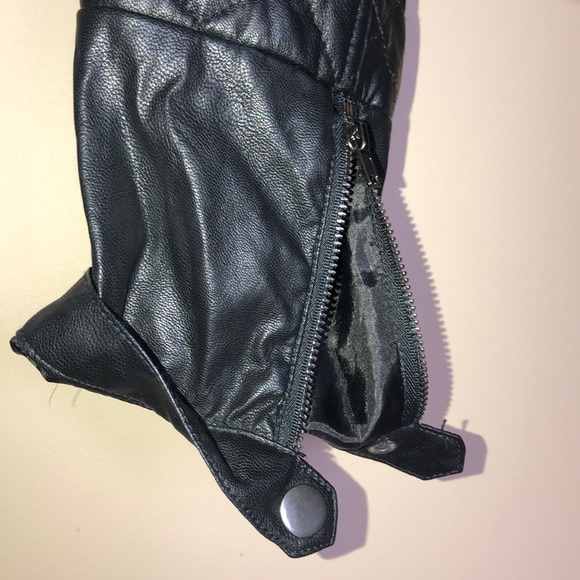 Jacket - Picture 5 of 5